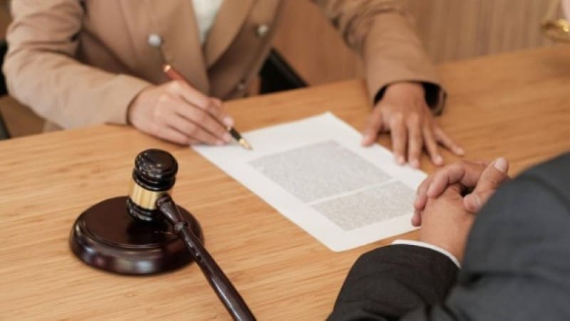 הפרת הסדרי ראייה
